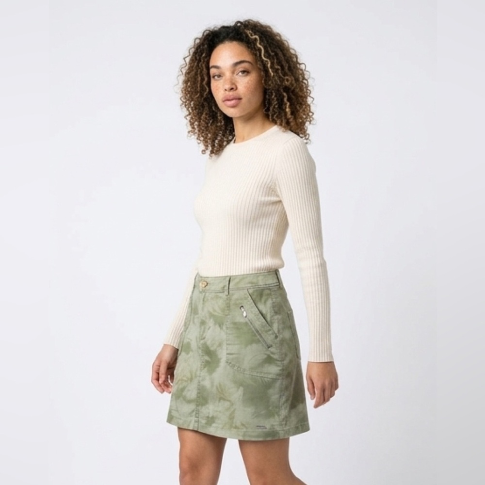 Hollister Palm Print Twill Skirt olive green size 9 717